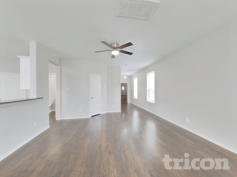 Building Photo - 1411 Seagler Pond Ln