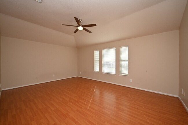 Building Photo - 7006 Biton Dr