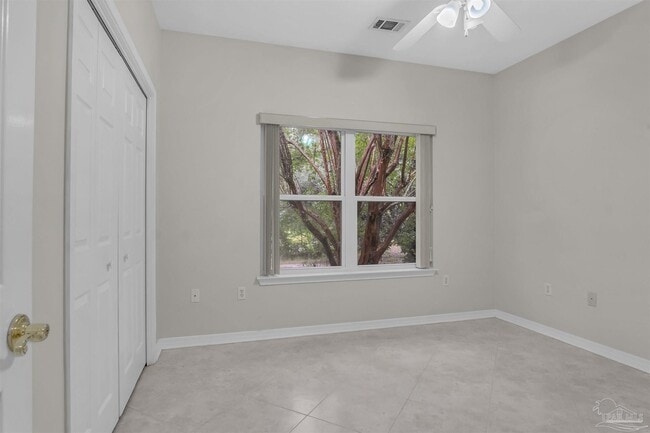 Building Photo - 1490 Chalet Pl