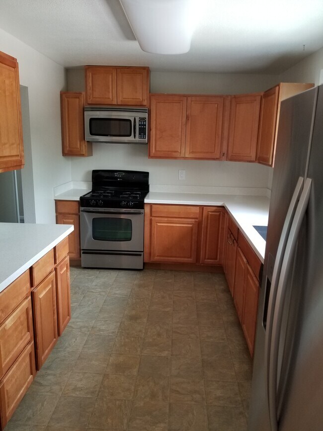 Building Photo - 14874 Acton Dr