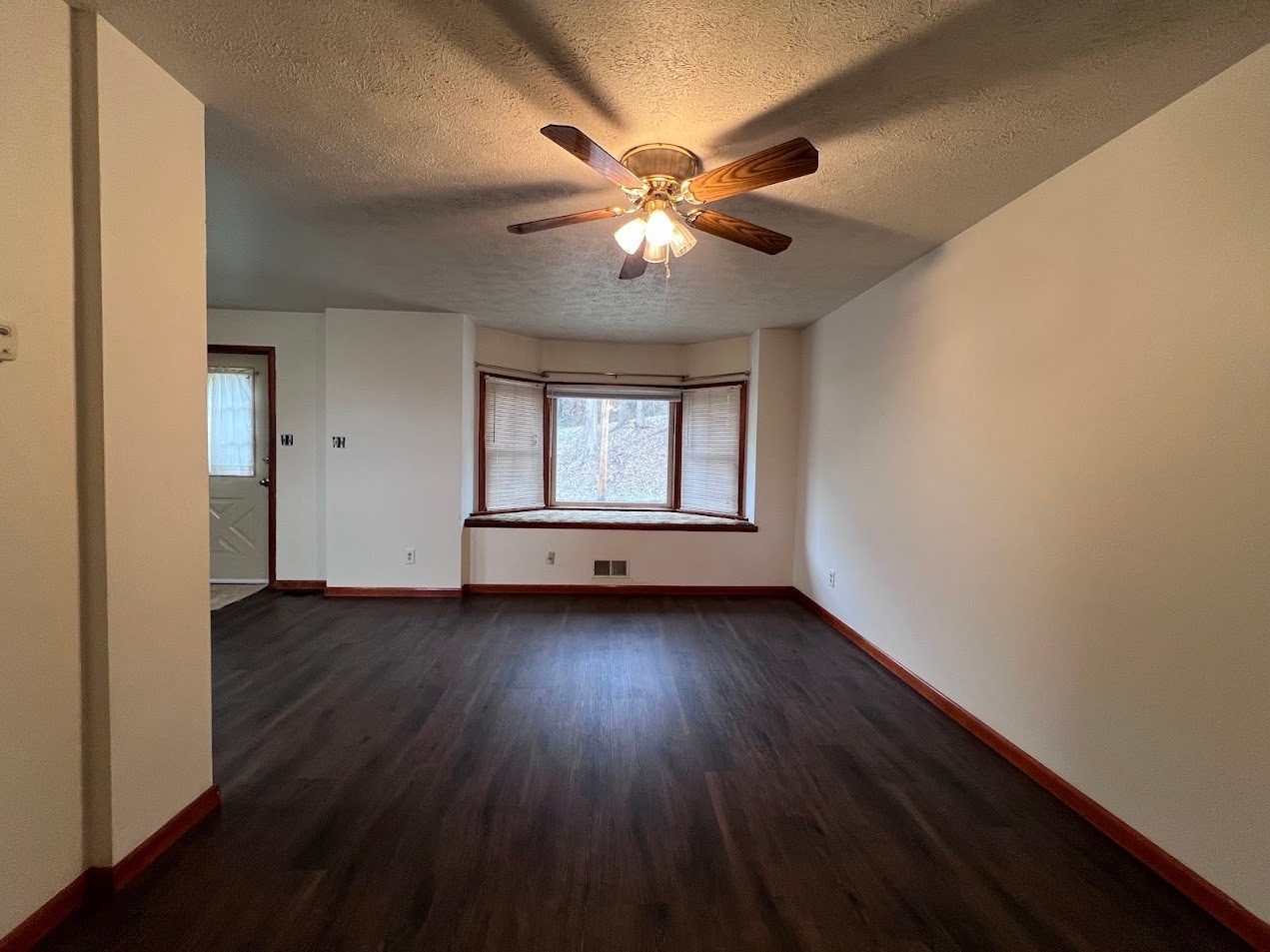 Building Photo - 184 Pennsylvania Ave