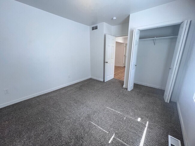 Building Photo - Charming 3-Bedroom Home in Grand Rapids!