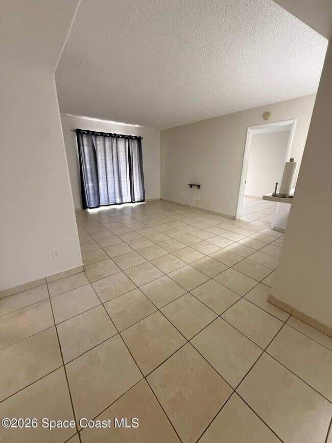 Building Photo - 1625 Sunny Brook Ln