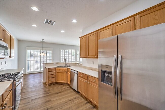Building Photo - 2535 Jada Dr