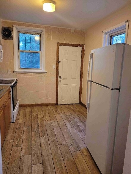 Building Photo - 2920 Washington St