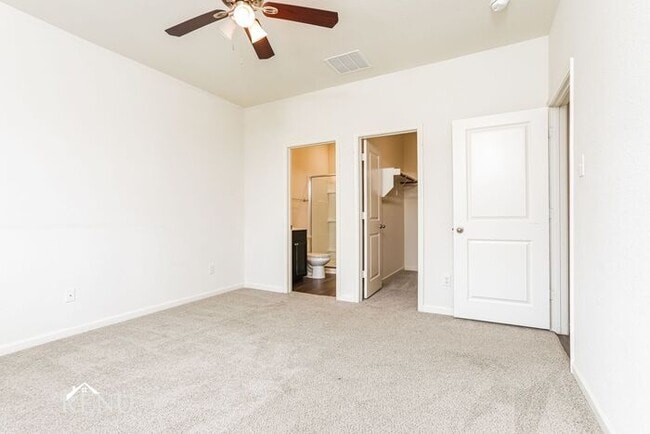 Building Photo - 6042 Mojave Dr