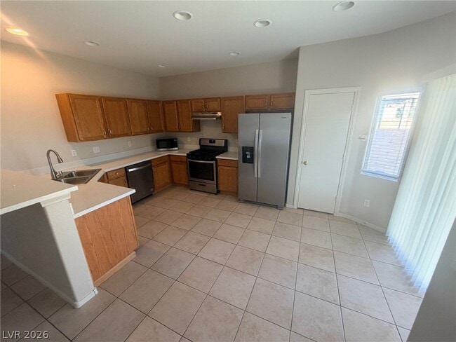 Building Photo - 625 Sterling Spur Ave