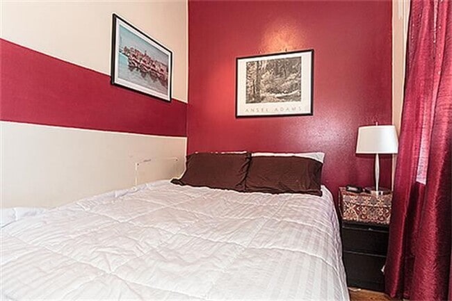Building Photo - 1bed in Kenmore Boston No broker fee!