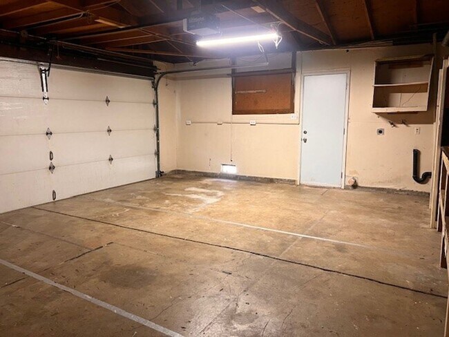 Building Photo - Updated 4BR/2BA Home in South San Jose
