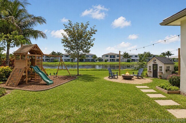 Building Photo - 17089 Rainbow Fls Trl