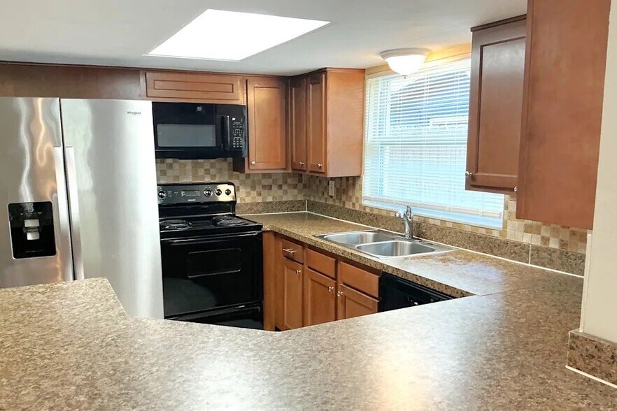Building Photo - 2851 US-19