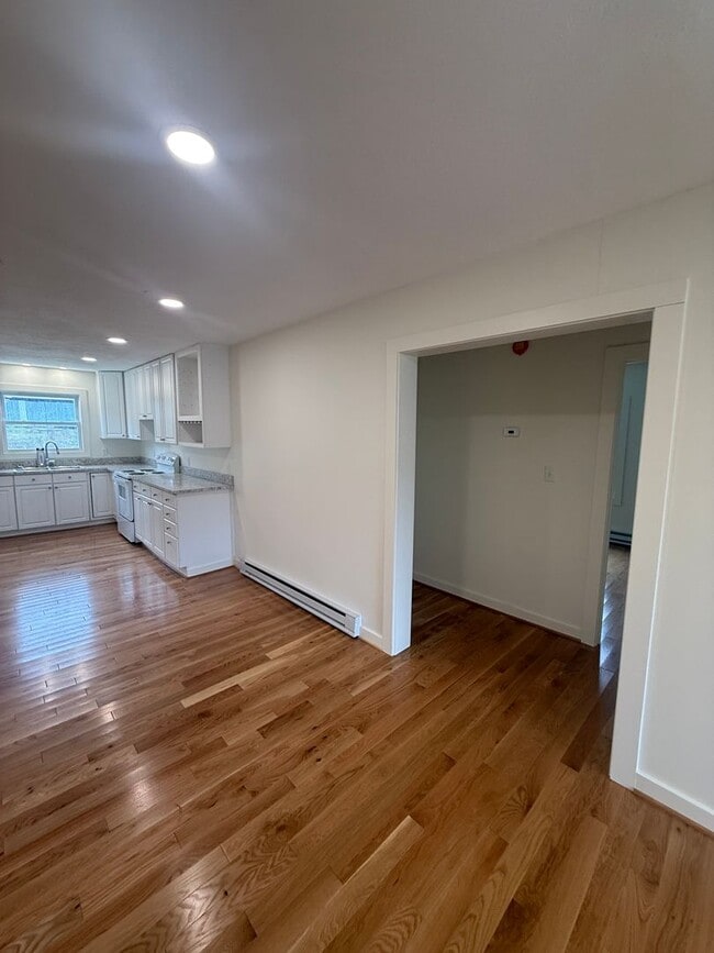 Building Photo - oliv3574