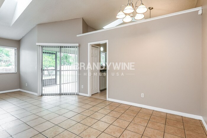 Building Photo - 6813 Westborough Ln