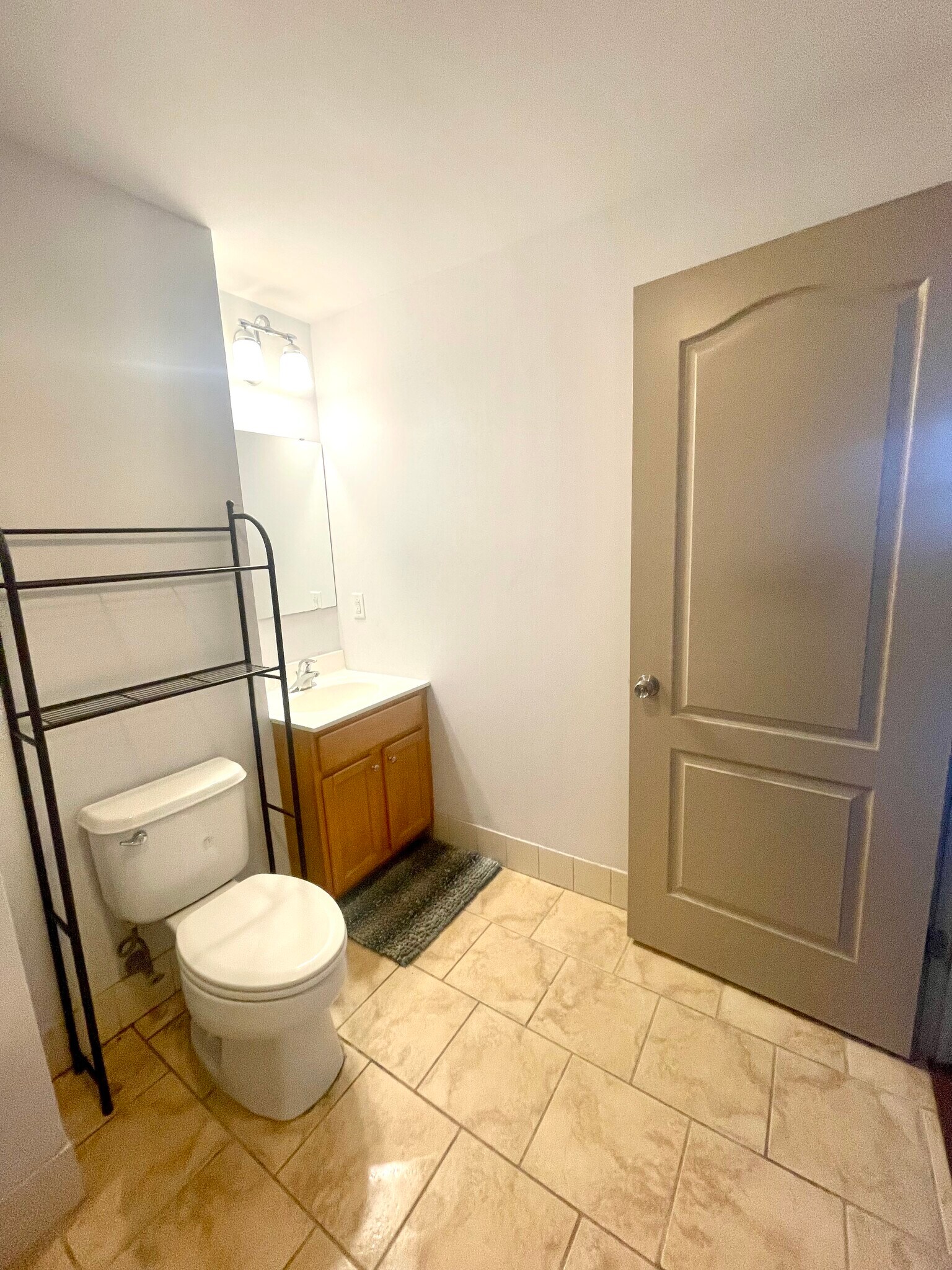 Building Photo - 511 N Broad St