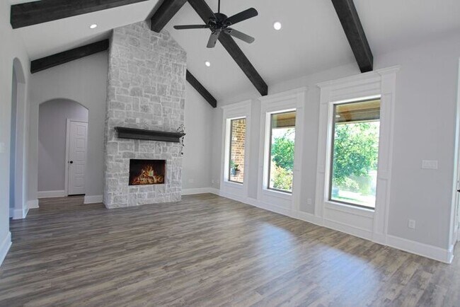 Building Photo - Tour Today! Beautiful 4-Bedroom, 2-Bathroom Home Overlooking a Pond!