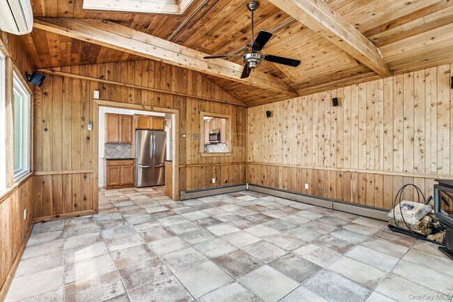 Building Photo - 317 Hornidge Rd