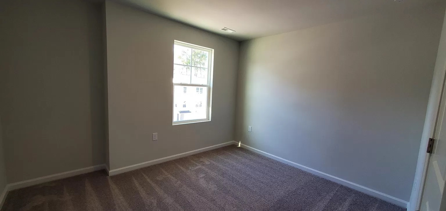 Building Photo - Room in Townhome on Sandwood Loch Dr