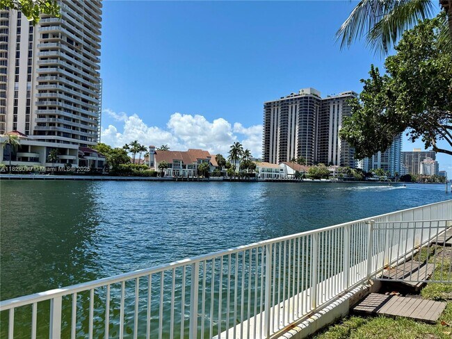 Building Photo - 19390 Collins Ave