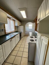 Building Photo - 1705 11th Ave N