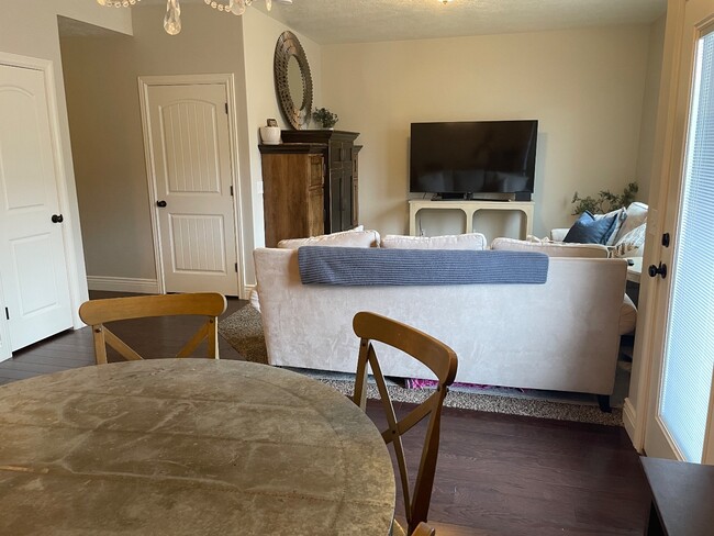 Building Photo - 714 S 150 E