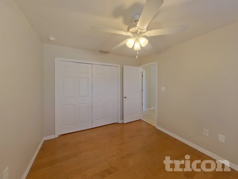 Building Photo - 23183 Burlingame Ave