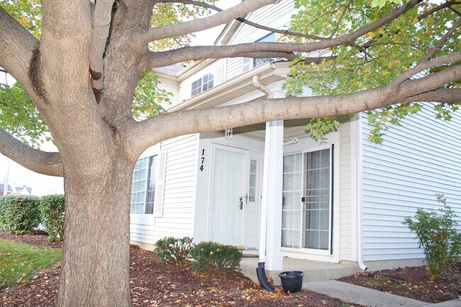 Primary Photo - 174 Heather Glen Dr