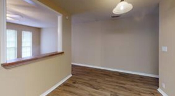 Building Photo - 1012 N Brents Ave