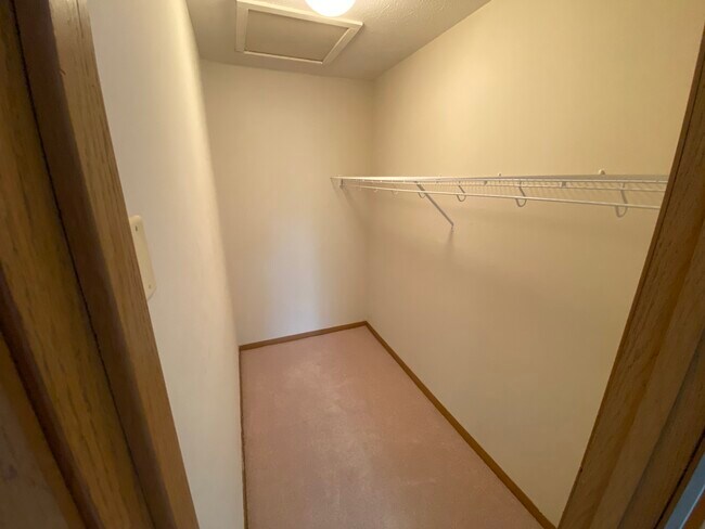 Master Walk-In Closet - 2543 Neil Armstrong Dr