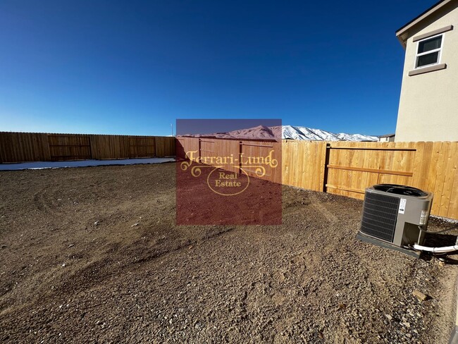 Building Photo - HOME in Lemmon Valley Community - Kay DeAl...