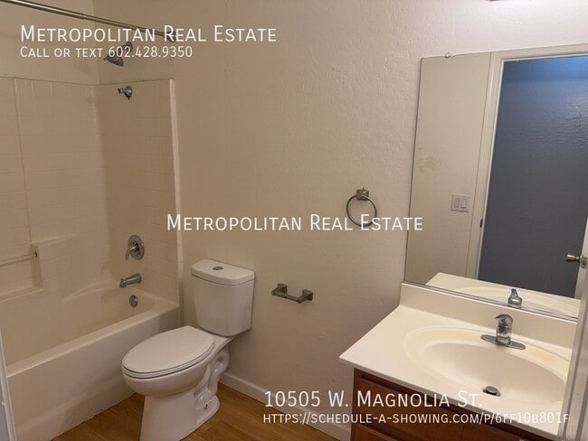 Building Photo - 10505 W Magnolia St