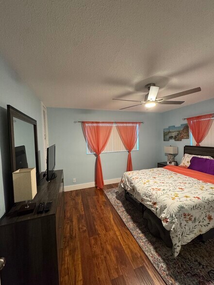 Second Bedroom (2) - 850 SW 50th Ter