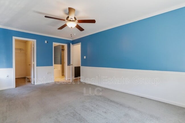 Building Photo - 77 Grassy Meadow Rd