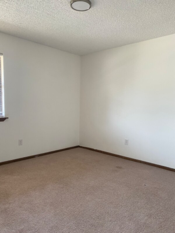 Building Photo - 117 N Brunswick St