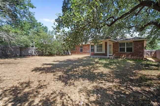 Building Photo - 3307 Blue Ridge Dr
