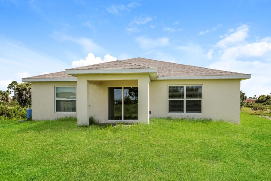 Building Photo - 3016 67th St W