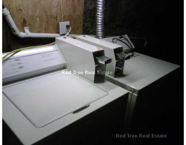 Building Photo - 127 Cedar St