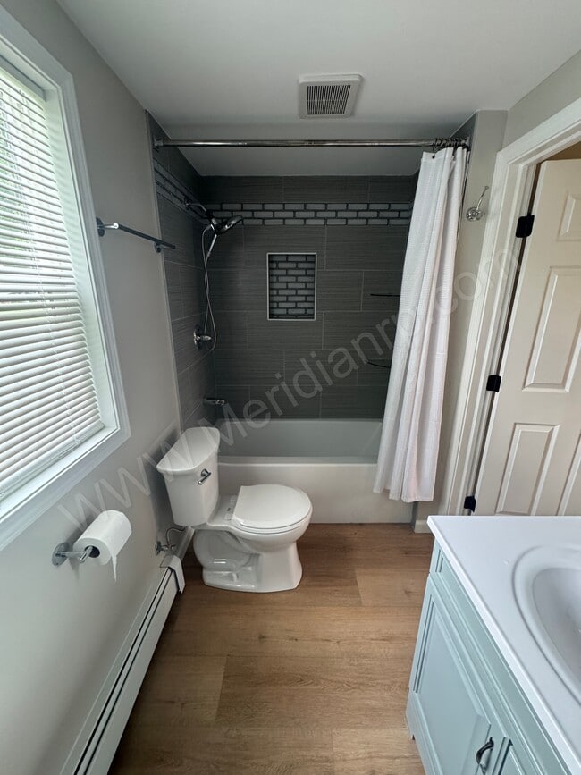 Building Photo - 4725 Maple Terrace Pkwy