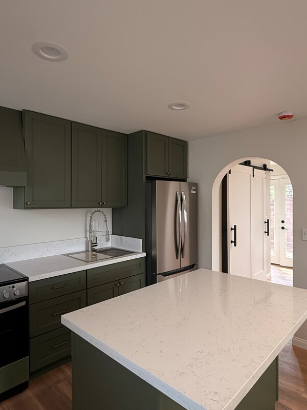 Building Photo - 4290 Dean Dr