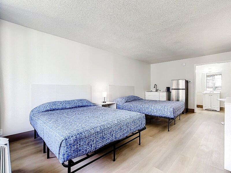 Building Photo - 4645 N Socrum Loop Rd