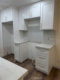 Building Photo - 1150 S Meadow Ln