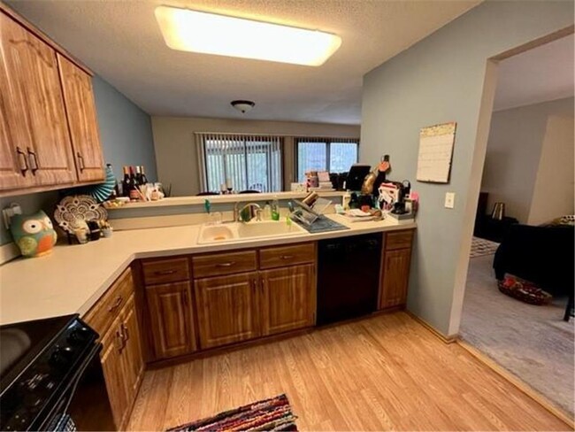 Building Photo - 4514 Quantico Ln N