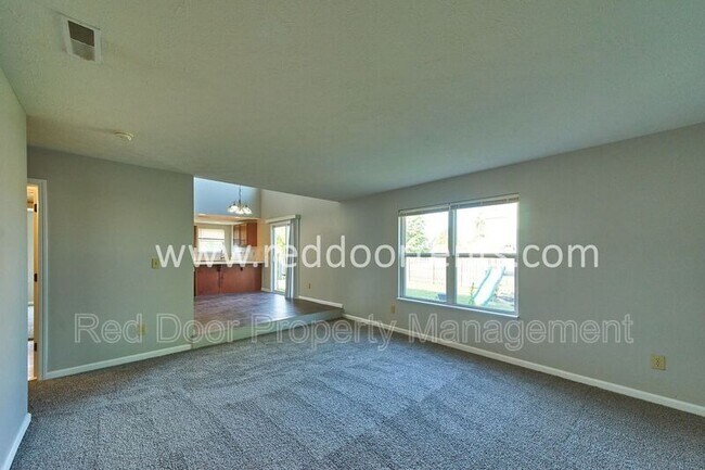 Building Photo - 12994 Quarterback Ln