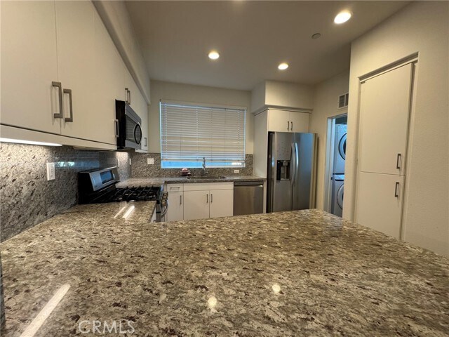 Building Photo - 9042 Garvey Ave