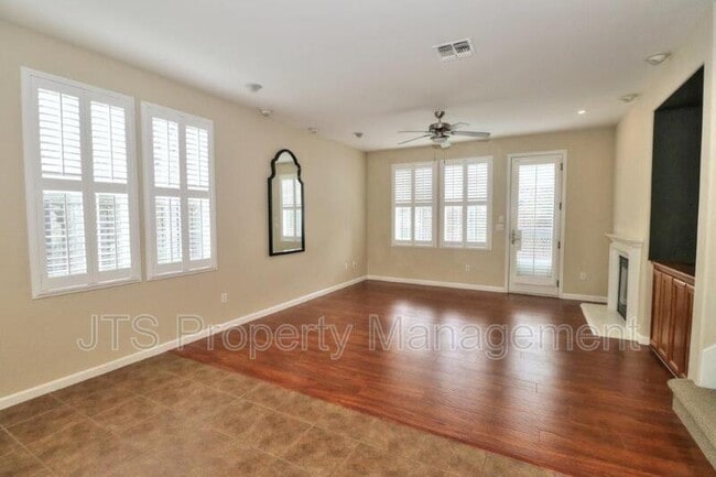 Building Photo - 217 Barnhill Dr