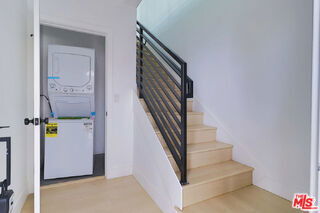 Building Photo - 11814 1/2 Gilmore Street, Los Angeles, CA 91606 - 4 BR 4 BA house