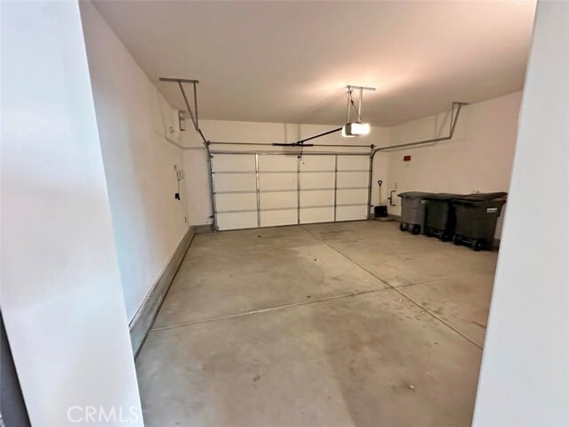 Building Photo - 42685 Azure St