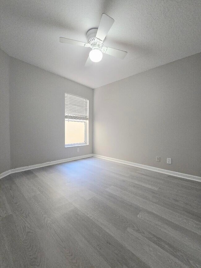 Building Photo - 152 Canterbury Pl