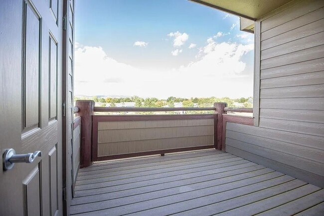 Building Photo - Beautiful Condo near Fossil Creek