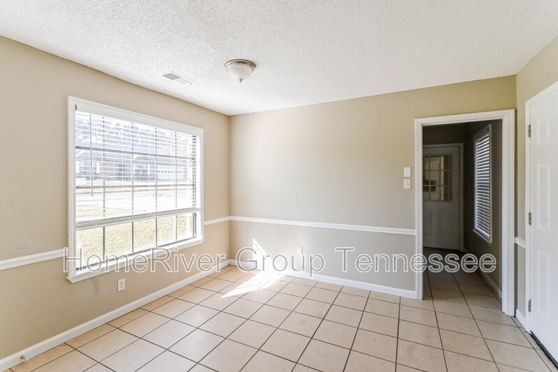 Building Photo - 5067 Cherry Bark Cove