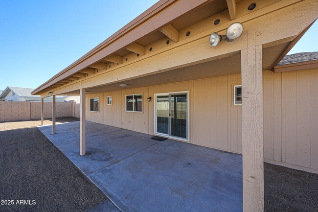 Building Photo - 7208 W Vogel Ave